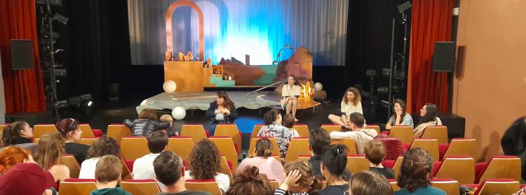 avec_lequipe_du_spectacle_je_suis_ma_maison_cie_creatur