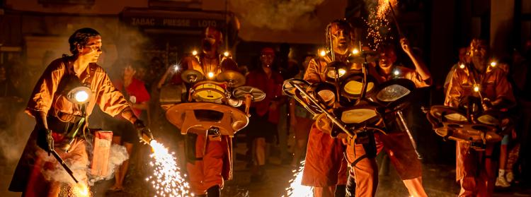Les commandos percu - rythme feu ©J-C Fillol